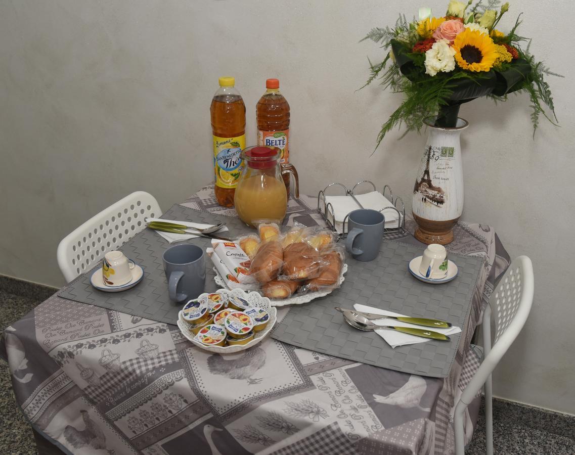 Bed and Breakfast Charm Airport Reggio Calabria Exterior foto